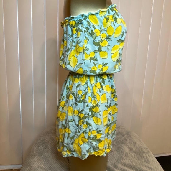 H&M lemon romper - Picture 5 of 9